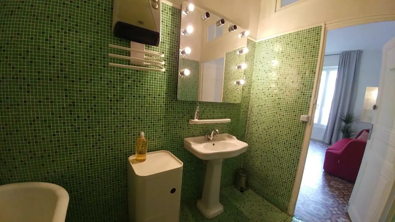 Vintage Vieux-Port Apartment Marsella